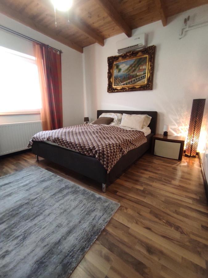 Borostyan Apartmanhaz Mórahalom Exteriör bild