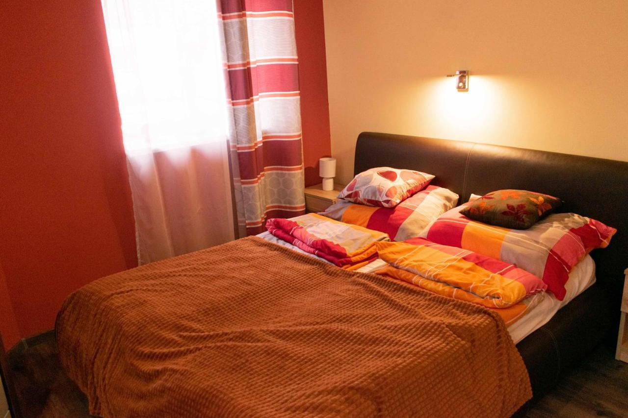 Borostyan Apartmanhaz Mórahalom Exteriör bild