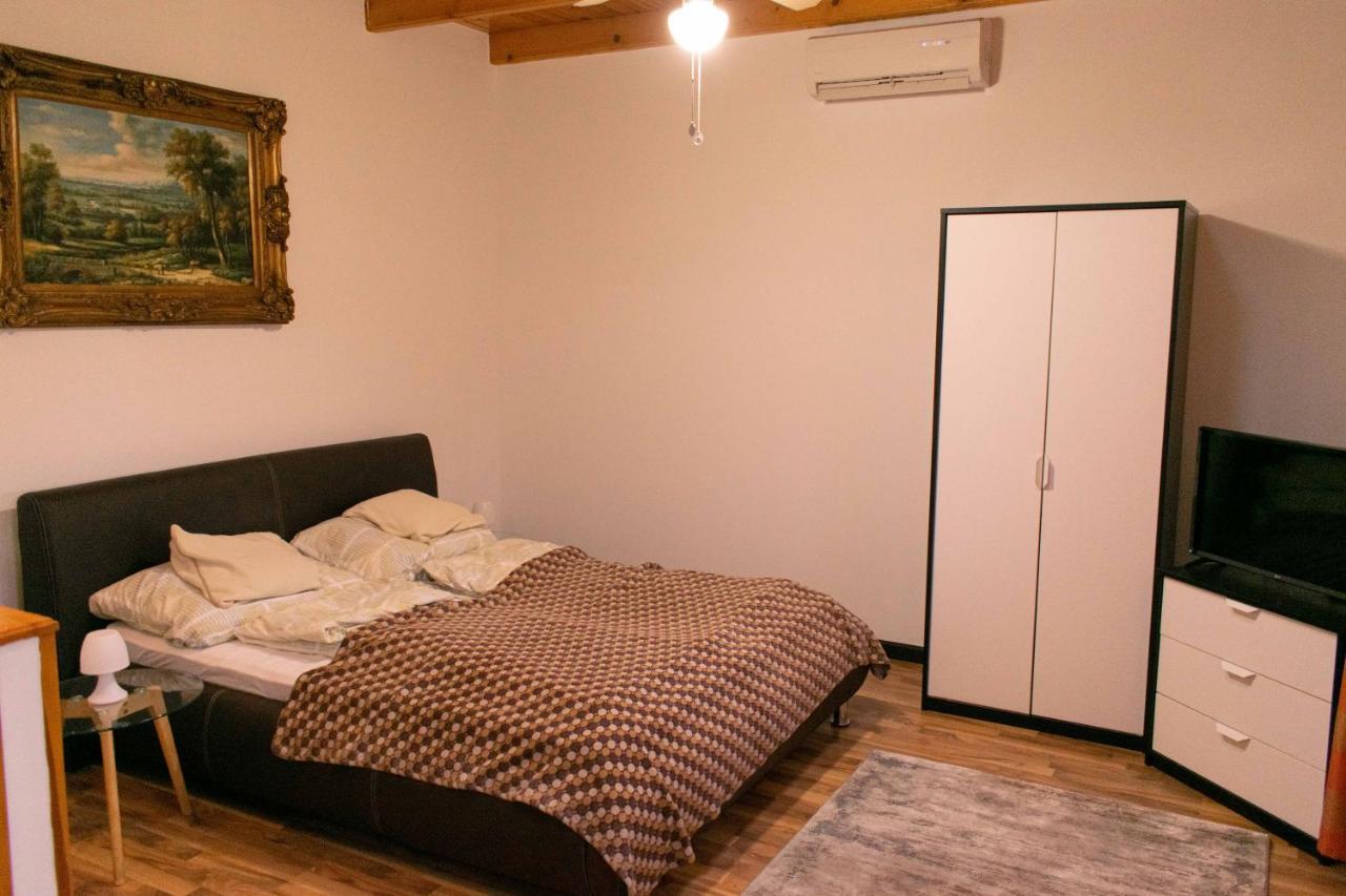 Borostyan Apartmanhaz Mórahalom Exteriör bild