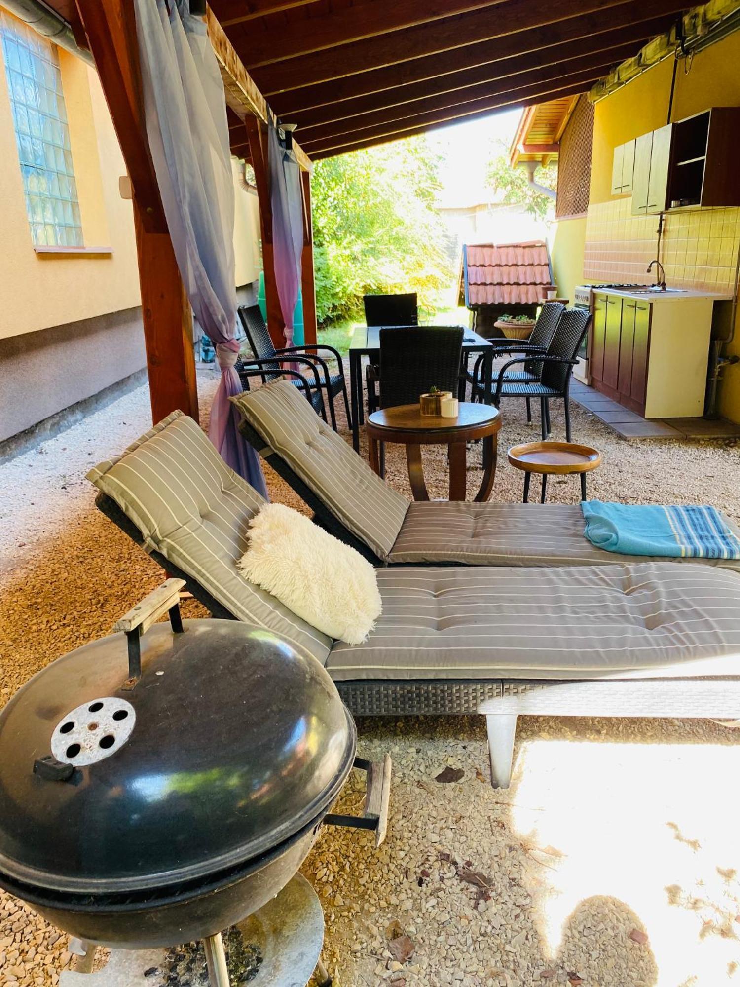 Borostyan Apartmanhaz Mórahalom Exteriör bild